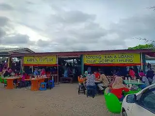 Kampung Wakaf Tok Kassim, Jalan Sabak