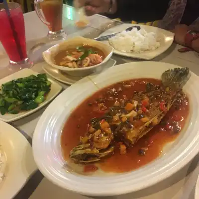 Azira Seafood