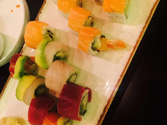 Myo Chinese & Sushi'nin yemek ve ambiyans fotoğrafları 6