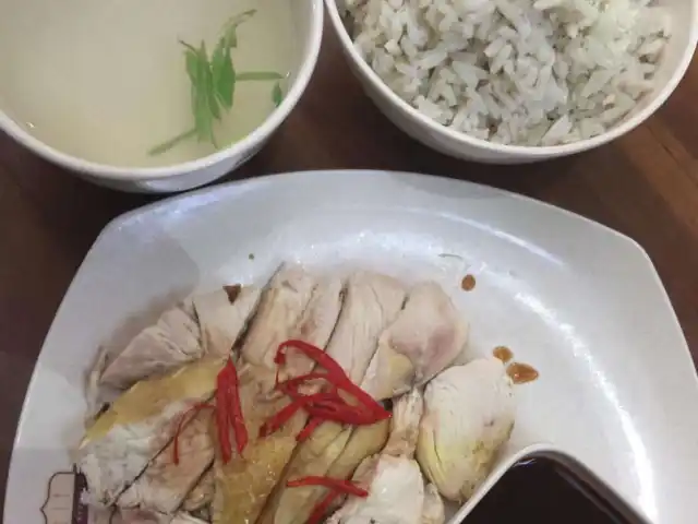 Gambar Makanan Hainan Chicken Rice 8