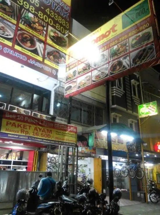 Gambar Makanan Ayam Penyet Pak Tjomot Boulevard 6