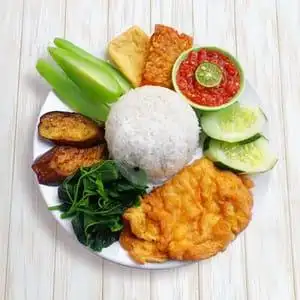 Gambar Makanan Warung Siti Neneng Tempong, Jalan N Khauripan 6