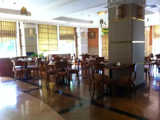 Baginda Restaurant - Hotel Maharadja