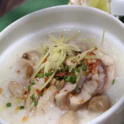 Lucky Porridge (Restoran Chin Hor Chiak)
