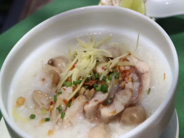Lucky Porridge (Restoran Chin Hor Chiak)