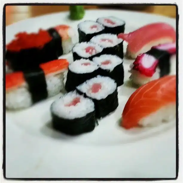 Gambar Makanan Pokke Special Sushi & Sashimi 2