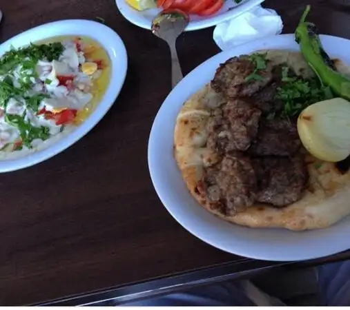 Meşhur Aksu Şimşek Köfte Piyaz'nin yemek ve ambiyans fotoğrafları 3