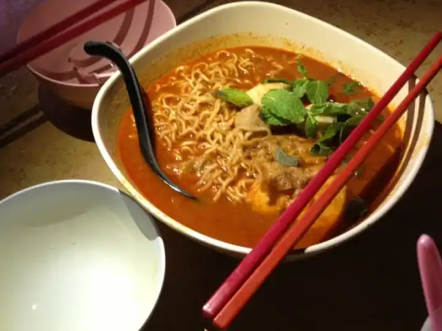 Heng Heng Tomyam Mee Food Photo 3