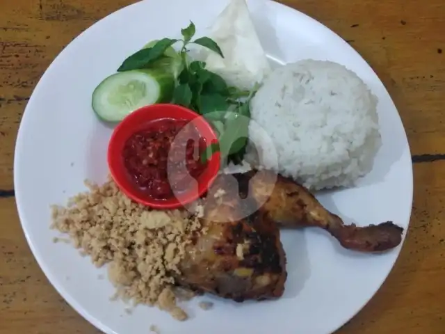 Gambar Makanan Ayam Bakar Mbah Somo, Rawamangun 7