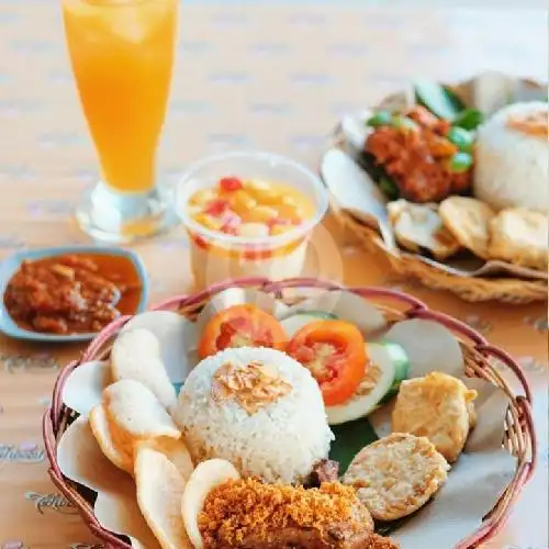 Gambar Makanan Nasi Uduk Jakarta, Pasar Segar 10