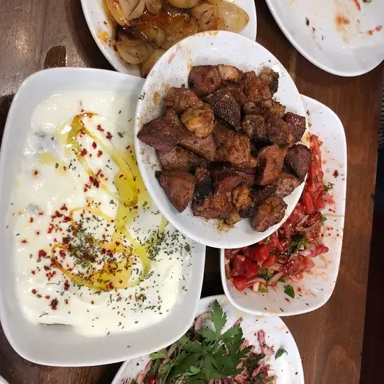 Adana Ocakbaşı'nin yemek ve ambiyans fotoğrafları 1