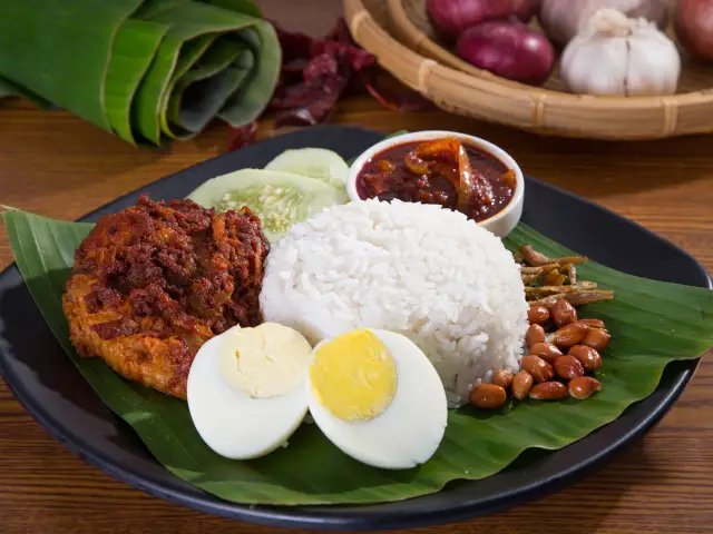 WARUNG KAK TIE (Kebayan Food Court)