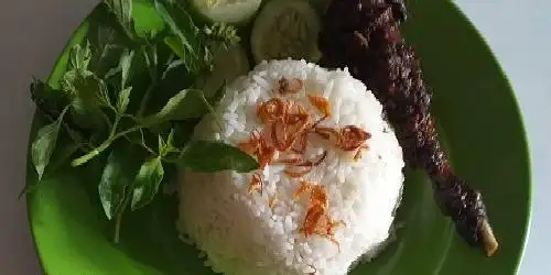 Nasi Bebek Suramadu Iqbal, Letjen Sarbini