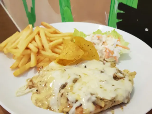 Gambar Makanan QuesadillaCasa 2