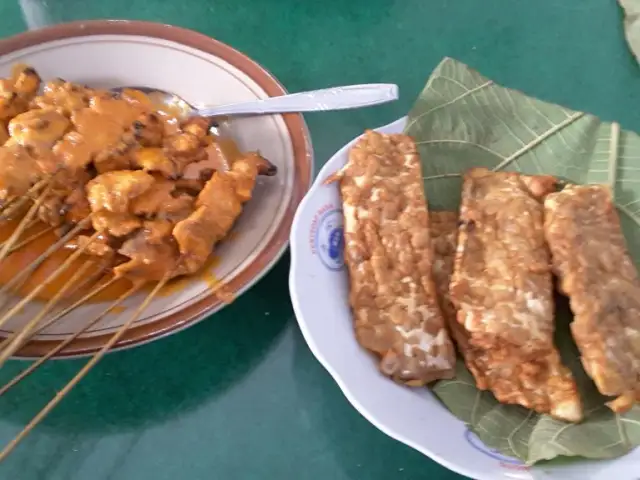 Gambar Makanan Nasi Tahu & Sate Srepeh Bu Slamet 6