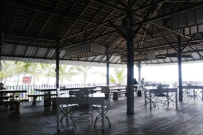 Gambar Makanan Kemala Beach & Resto 13