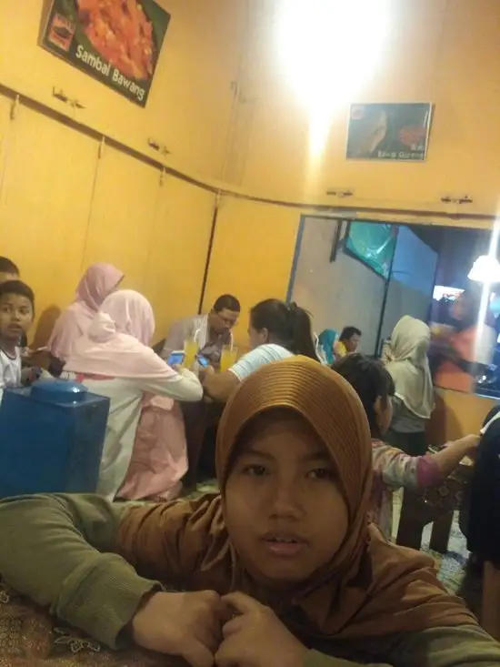 Gambar Makanan Cowek Ireng Resto 4