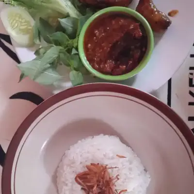 Pondok Ayam Bakar Ibu Sumiyati