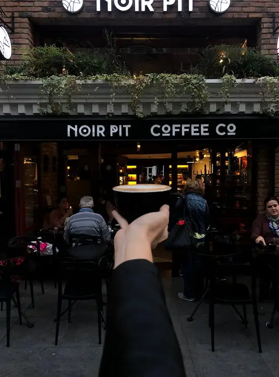 Noir Pit Coffee Co. Moda'nin yemek ve ambiyans fotoğrafları 31