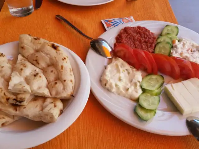 Rana Türk Mutfağı'nin yemek ve ambiyans fotoğrafları 13