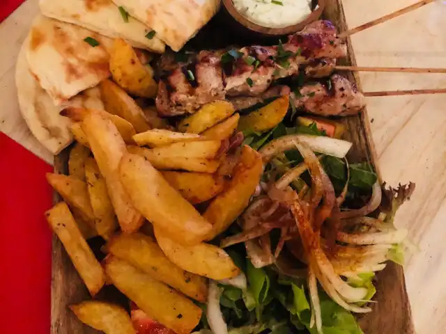 Gambar Makanan Nostimo Greek Grill 7