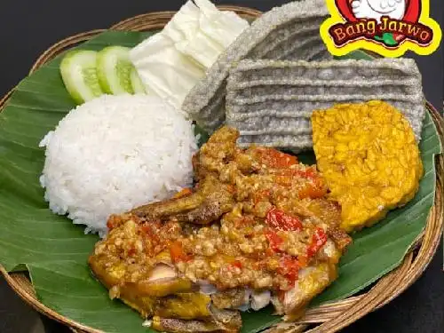 Ayam Geybok Bang Jarwo, Kemanggisan