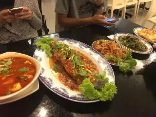 Chun Buri Two Seafood