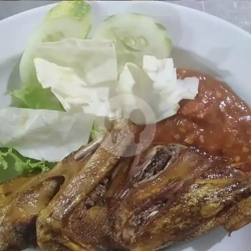 Gambar Makanan PECEL LELE & SEAFOOD CAK ARI,Jl.Raya Pos Pengumben 19