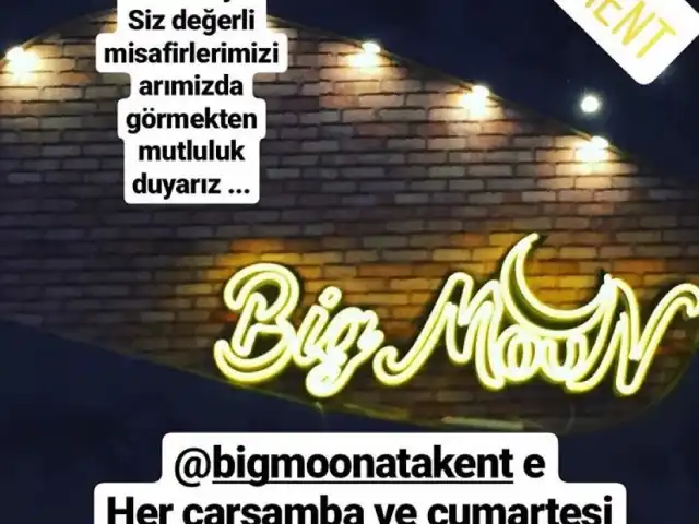 Big Moon Cafe Restaurant'nin yemek ve ambiyans fotoğrafları 2