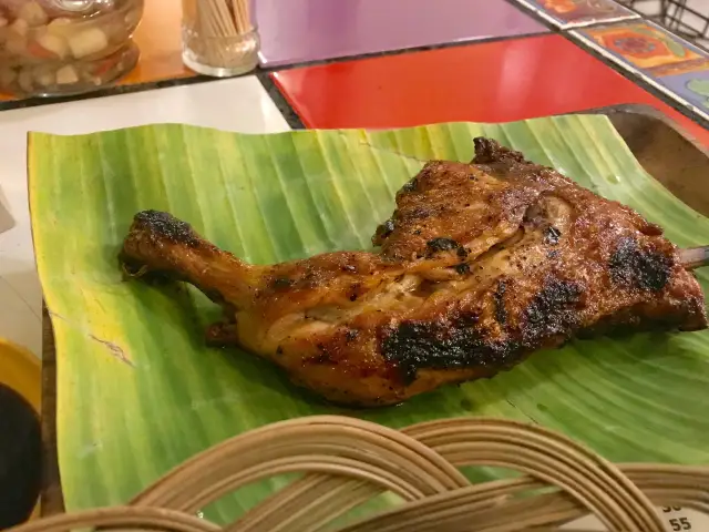 Mang Toto's Bacolod Chicken Inasal At Jstar Wine House - Miguel Leonor Street Food Photo 1