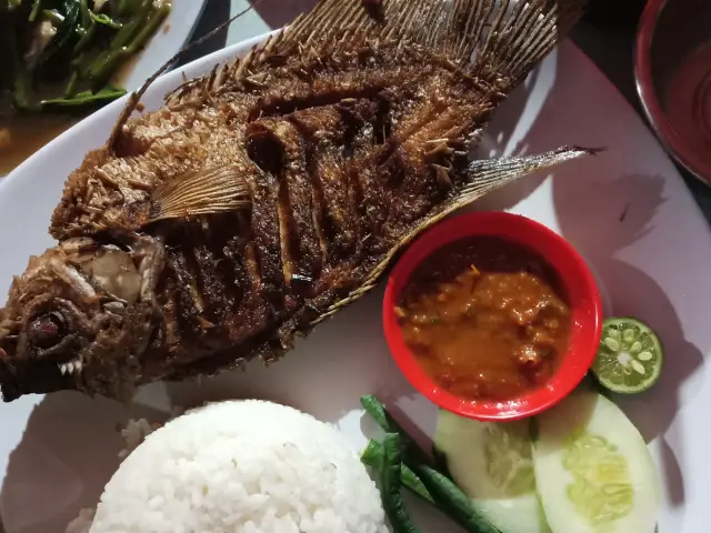 Gambar Makanan Dapur Laut 11