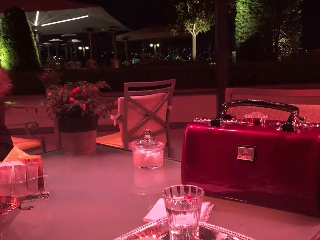 Yalı Lounge - Four Seasons Hotel Bosphorus'nin yemek ve ambiyans fotoğrafları 42
