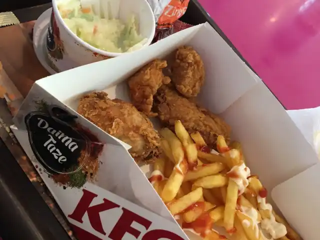 Torium KFC'nin yemek ve ambiyans fotoğrafları 1