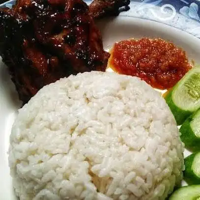 Gambar Makanan Nasi Uduk Ayam Bakar Rasa 27, Pakuan 1