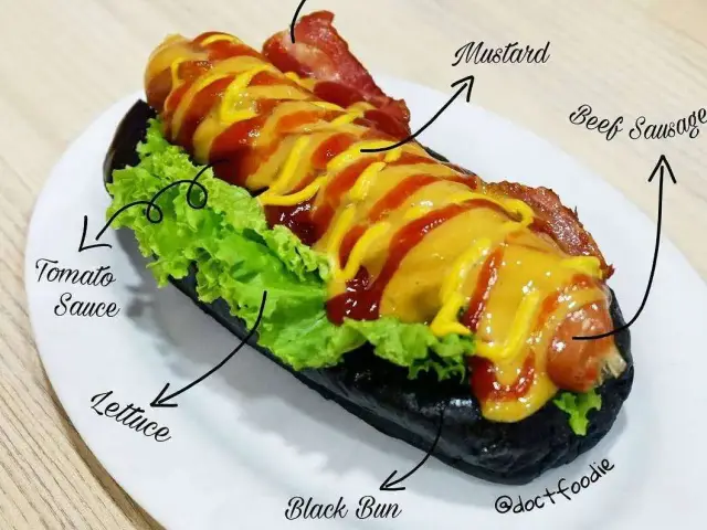 Gambar Makanan Frankfurter Hotdog and Steak 10