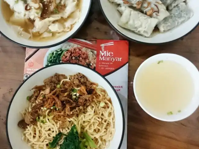 Gambar Makanan Mie Manyar 1