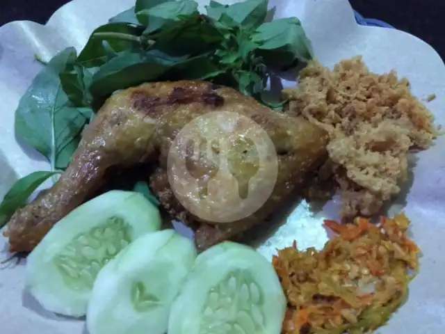 Gambar Makanan Ayam Goreng Sumarni 1, Ngemplak 5