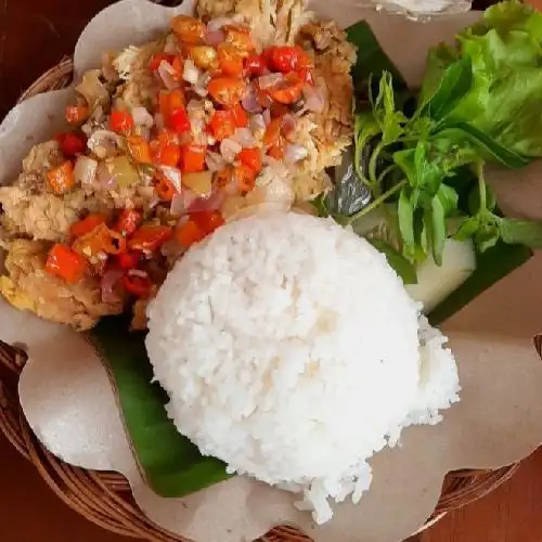 Gambar Makanan Ayam Geprek & Soto Banjar Dapoer Bonek 22, Manukan 8