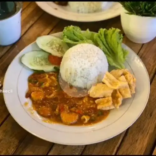 Gambar Makanan Lariz Cafe, Jalan Amaliun No 82, Medan 3
