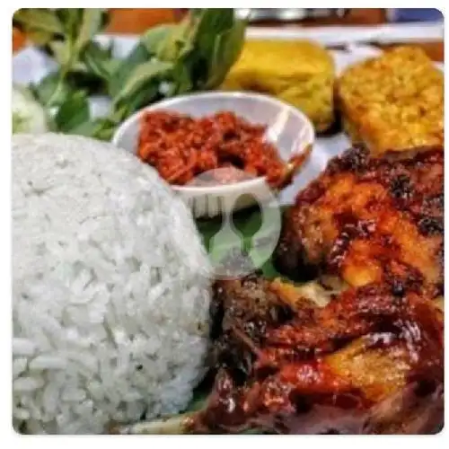 Gambar Makanan Ayam Geprek dan Bakar Rafael 2