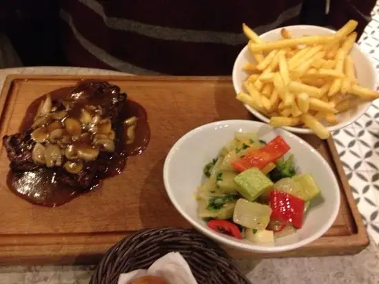 Faros Restaurant Taksim'nin yemek ve ambiyans fotoğrafları 2