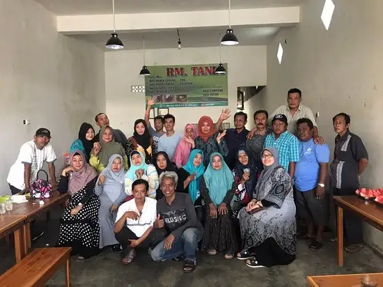 Gambar Makanan TANIA RESTO 16