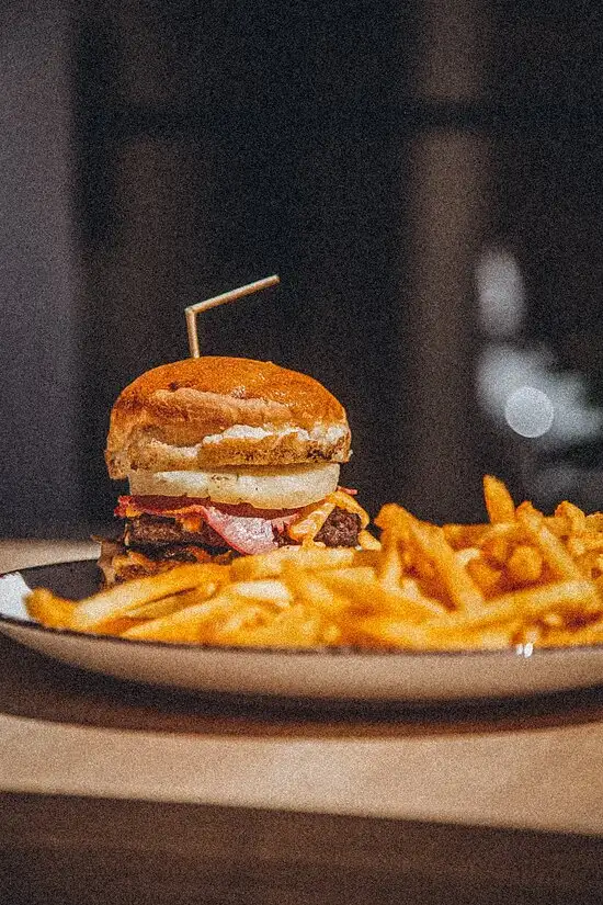 Fil Burger'nin yemek ve ambiyans fotoğrafları 29