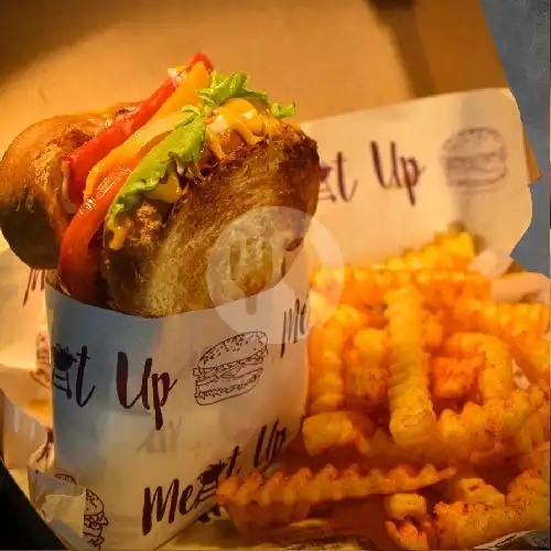 Gambar Makanan Meat up Burger & Coffee (The Plaza), Hotel Mercure Lengkong 2