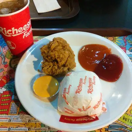 Gambar Makanan Richeese Factory 18