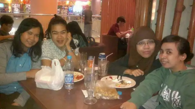 Gambar Makanan Solaria Mall Metropolitan 2 lt. 3 5