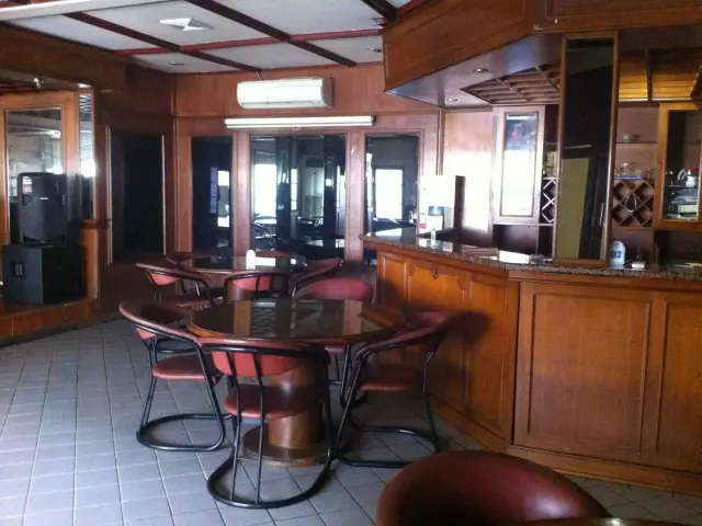Gambar Makanan Karaoke Bar & Resto - C'One Hotel Plaza 5