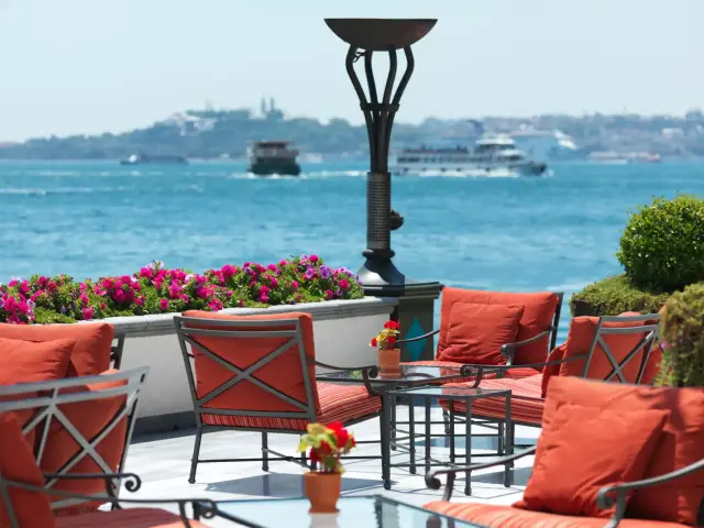 Yalı Lounge - Four Seasons Hotel Bosphorus'nin yemek ve ambiyans fotoğrafları 9