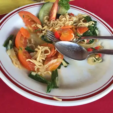 Gambar Makanan Petanu River Restaurant 8