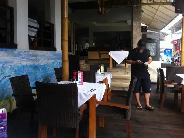 Gambar Makanan Sandbar - Maharani Beach Hotel 7